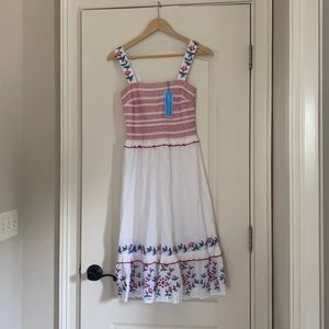 Draper James embroidered dress BNWT, sz XS